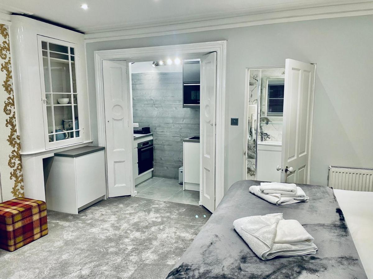 Deluxe Studios With Spa Included Portsmouth Zewnętrze zdjęcie